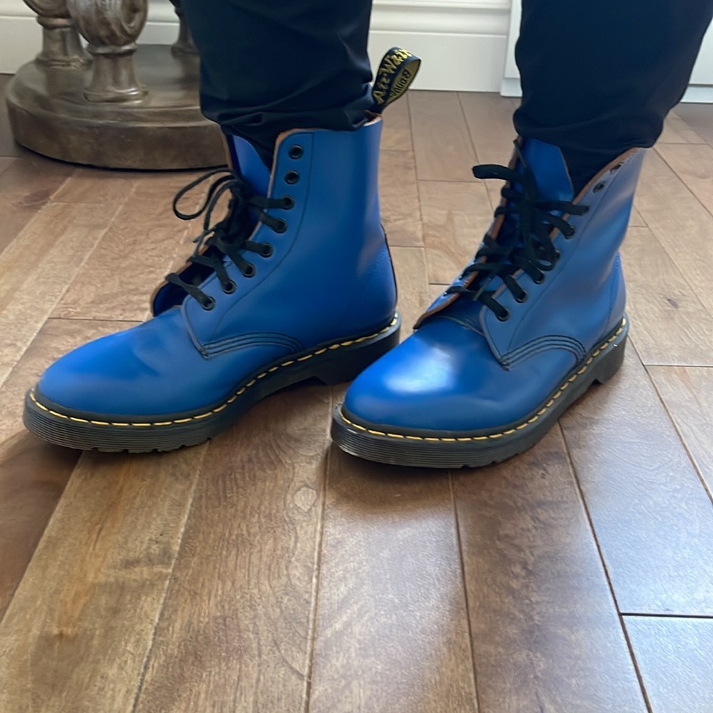 Dr. Martens Boots New- Unisex